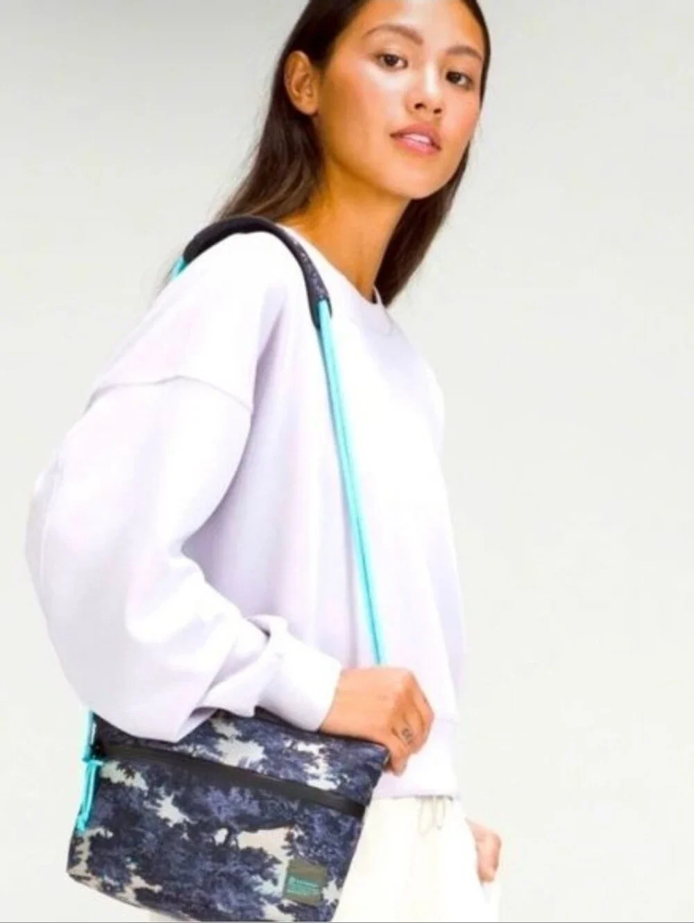 Lululemon Patch Logo Crossbody